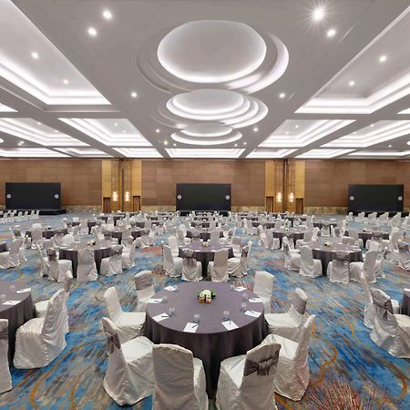 Pullman Jakarta Central Park Extérieur photo The Grand Ballroom
